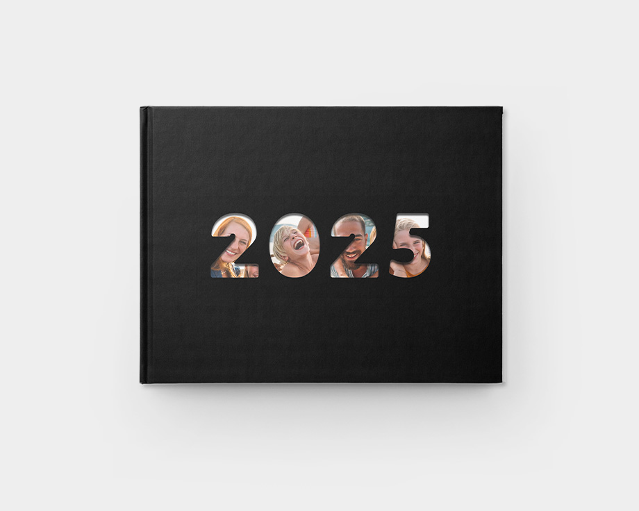 Fotoboek met venster in de kaft