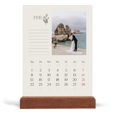 Bureaukalender met houten standaard  — Initialen in bloei [Februari]