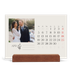 Bureaukalender met houten standaard  — Initialen in bloei [April]
