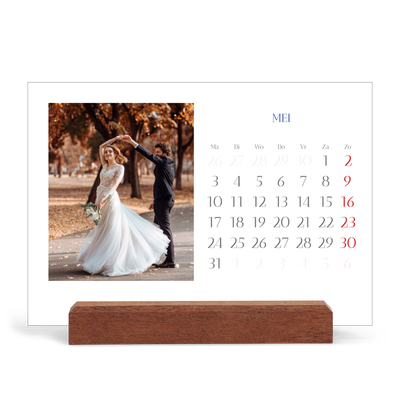 Bureaukalender met houten standaard  — Kobalt klassieker [omslag]