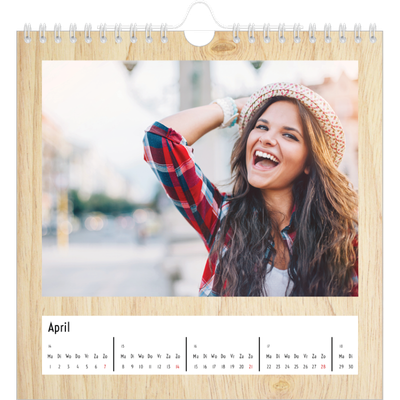 Jaarkalenders vierkant — Houtpatroon [April]