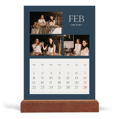 Bureaukalender met houten standaard  — Leisteen & schreef [Februari]