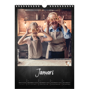 Fotokalender A4 — Krijtbord stijl