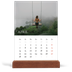 Bureaukalender met houten standaard  — Schreefletters [April]