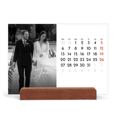 Bureaukalender met houten standaard  — Elegant schrift [Januari]