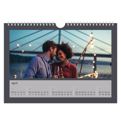 Fotokalender A4 — Kleurrijke kaders [April]