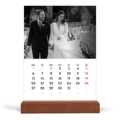 Bureaukalender met houten standaard  — Elegant schrift [Januari]