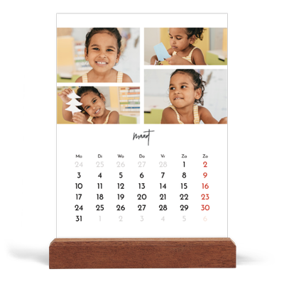 Bureaukalender met houten standaard  — Foto arrangement [Maart]