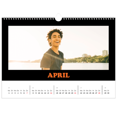 Fotokalender A4 — Vrolijke letters [Juli]