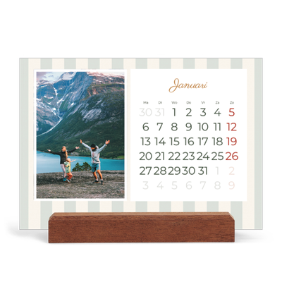 Bureaukalender met houten standaard  — Schrift en strepen [Januari]