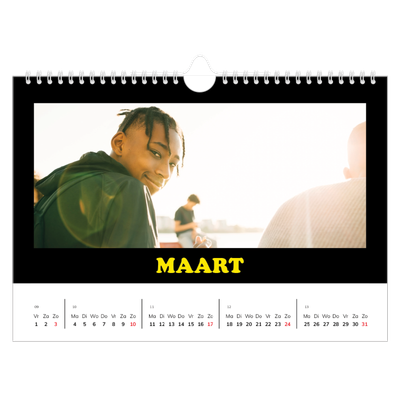 Fotokalender A4 — Vrolijke letters [Mei]