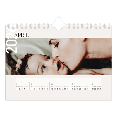 Fotokalender A5 — Overlappende tekst [April]