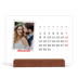 Bureaukalender met houten standaard  — Karmijnrode handtekening [Maart]