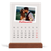 Bureaukalender met houten standaard  — Karmijnrode handtekening [Februari]