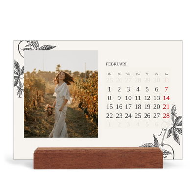 Bureaukalender met houten standaard  — Inkt & klimop [Februari]