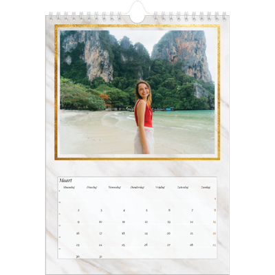 Fotokalender A4 (20 x 30 cm) — Gouden marmerpatroon [Maart]