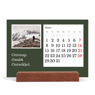 Bureaukalender met houten standaard  — Redactionele Aarde [Maart]