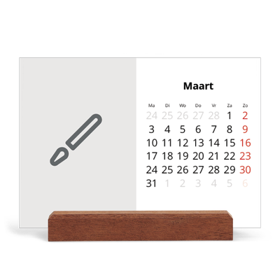 Bureaukalender met houten standaard  — Ontwerp je eigen fotoproduct [Maart]